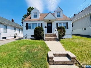 18 Pershing Street, Garfield, NJ 07026