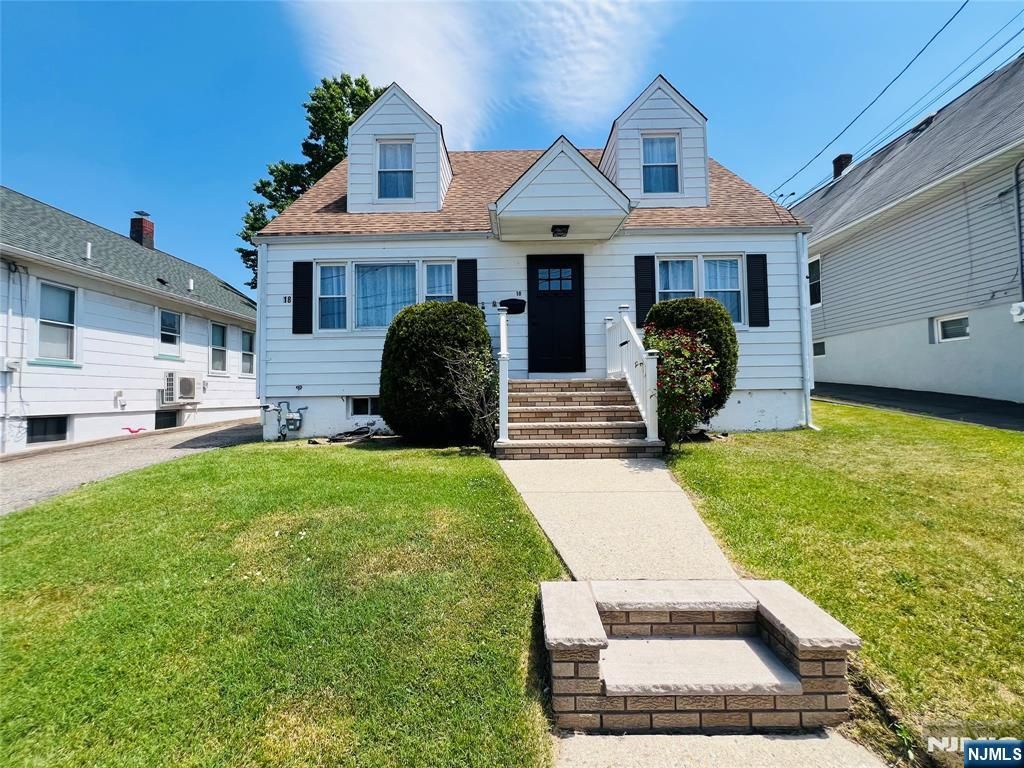 18 Pershing Street, Garfield, NJ 07026