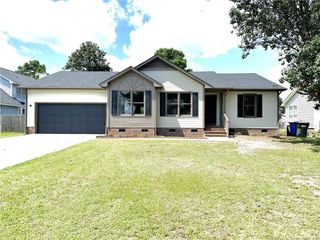 7423 Shillinglaw Circle, Fayetteville, NC 28314