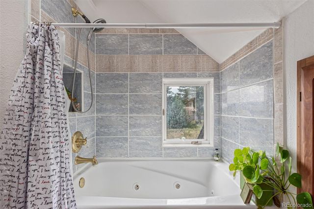 215 Lakeshore Park Road, Boulder, CO 80302