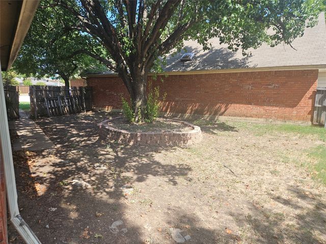 3104 MORNING MEADOW Lane, Grand Prairie, TX 75052