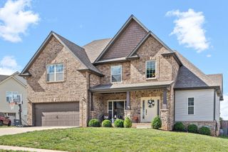 537 Larkspur Dr, Clarksville, TN 37043