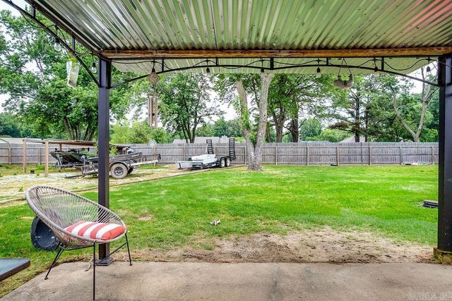 2300 Jaybee Dr., Jonesboro, AR 72404