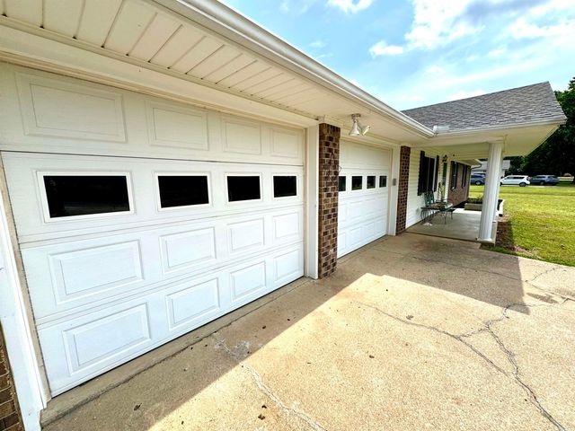 2300 Jaybee Dr., Jonesboro, AR 72404