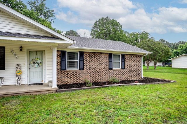 2300 Jaybee Dr., Jonesboro, AR 72404