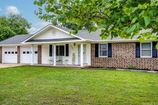 2300 Jaybee Dr., Jonesboro, AR 72404