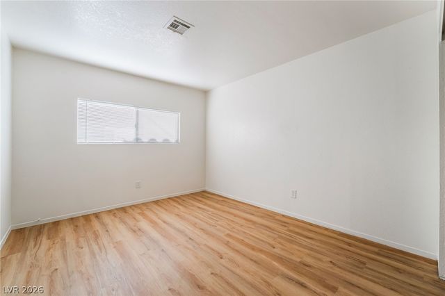 1611 East HARMON Avenue 3, Las Vegas, NV 89119