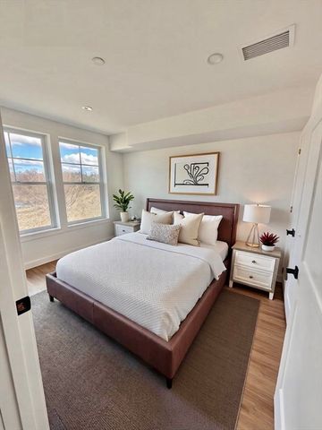 26 Union Street 115, Natick, MA 01760