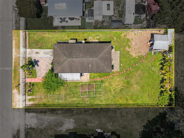 26672 SW 137th Ct, Miami, FL 33032