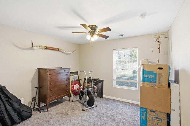 702 WOLF TRAIL, Columbia, MO 65201