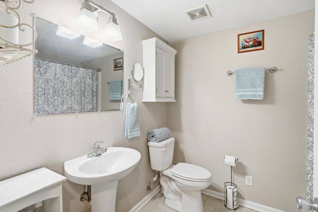 702 WOLF TRAIL, Columbia, MO 65201