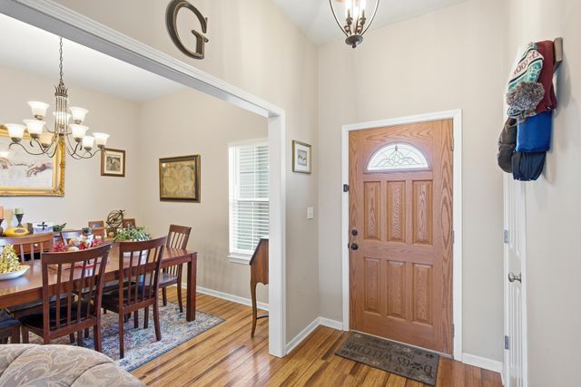 702 WOLF TRAIL, Columbia, MO 65201