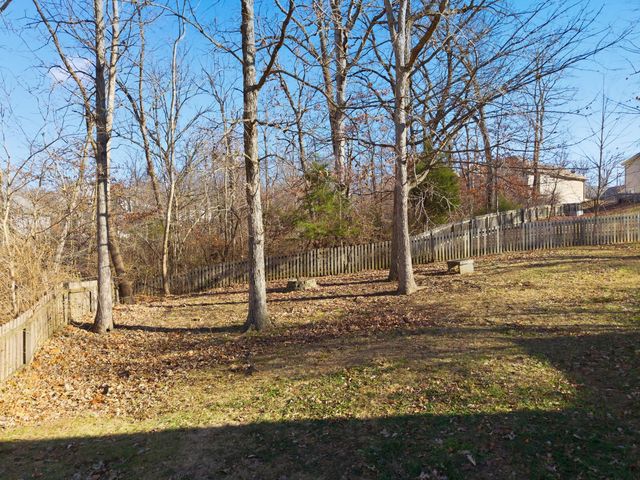 702 WOLF TRAIL, Columbia, MO 65201
