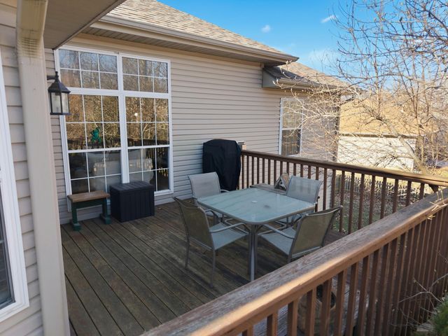 702 WOLF TRAIL, Columbia, MO 65201