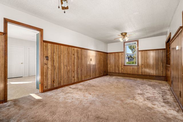8 Morton St, North Andover, MA 01845