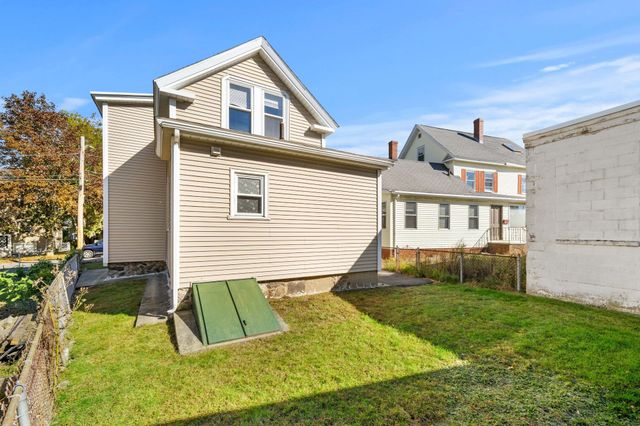 8 Morton St, North Andover, MA 01845