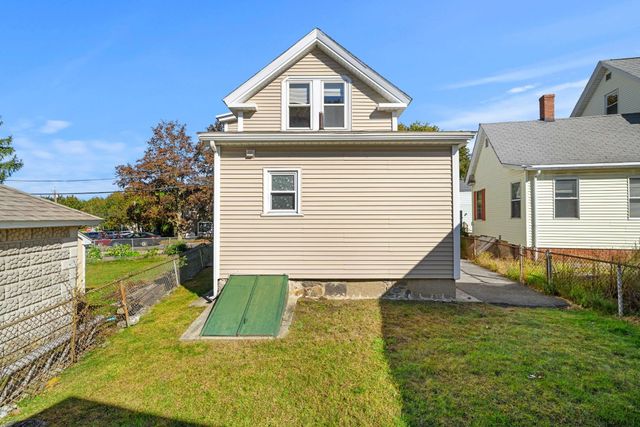 8 Morton St, North Andover, MA 01845