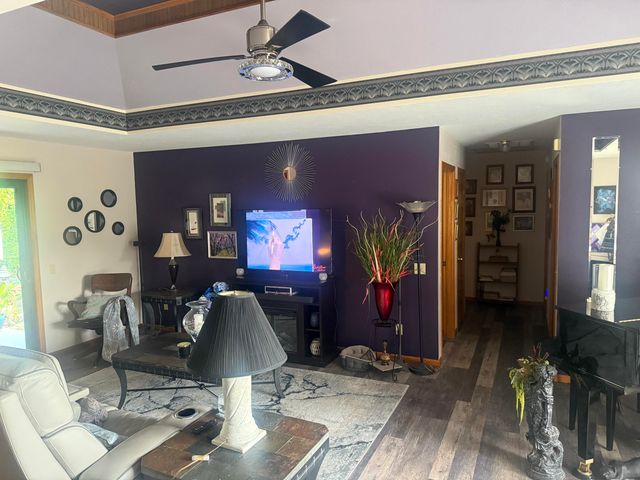 2404 Fruit Station Drive, Mountain Grove, MO 65711