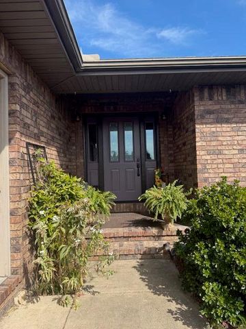 2404 Fruit Station Drive, Mountain Grove, MO 65711