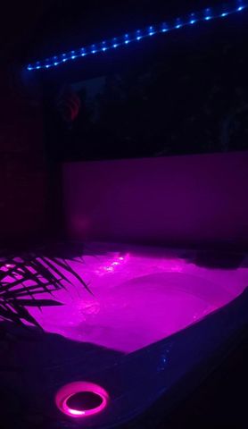 2404 Fruit Station Drive, Mountain Grove, MO 65711