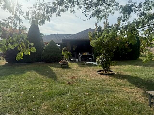 2404 Fruit Station Drive, Mountain Grove, MO 65711