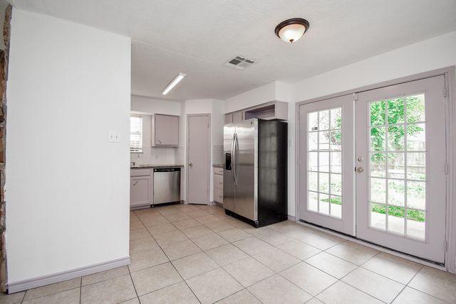 9426 Kingsvalley Street, Houston, TX 77075