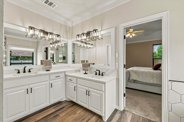 6030 Cynthia Drive, Midlothian, TX 76065