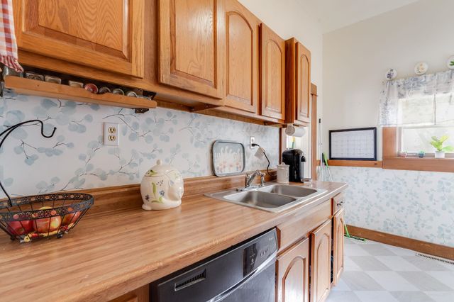 545 E Mulvane, Mulvane, KS 67110