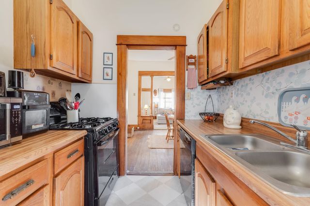 545 E Mulvane, Mulvane, KS 67110