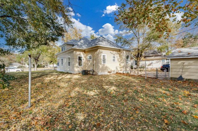 545 E Mulvane, Mulvane, KS 67110