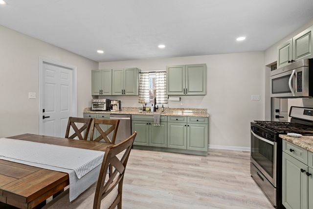 7849 Hanley Street, Schererville, IN 46375