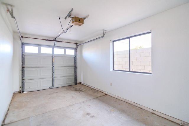734 N Mesa St, San Luis, AZ 85349