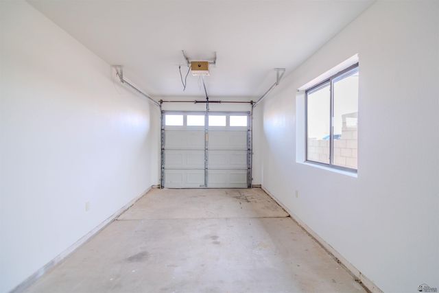 734 N Mesa St, San Luis, AZ 85349
