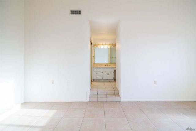 734 N Mesa St, San Luis, AZ 85349