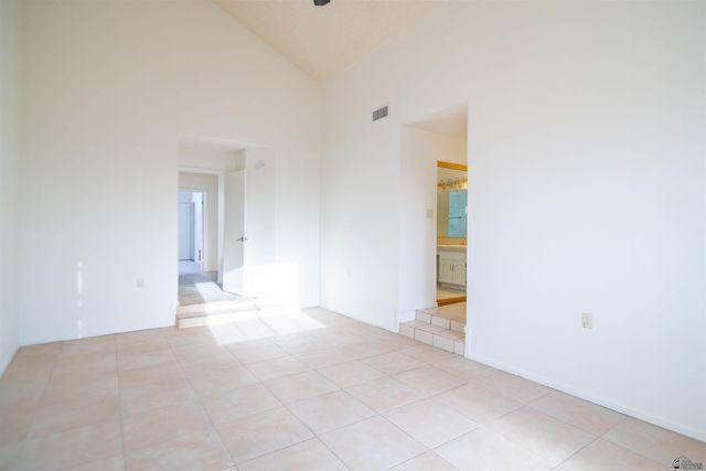 734 N Mesa St, San Luis, AZ 85349