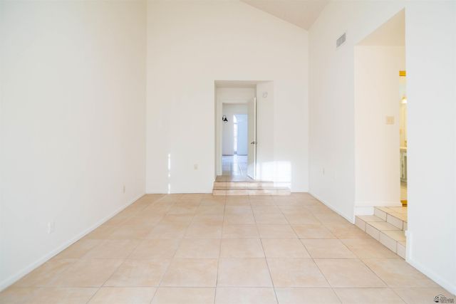 734 N Mesa St, San Luis, AZ 85349