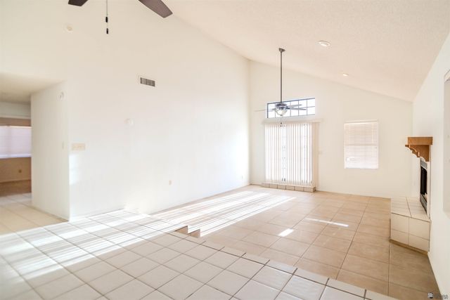 734 N Mesa St, San Luis, AZ 85349