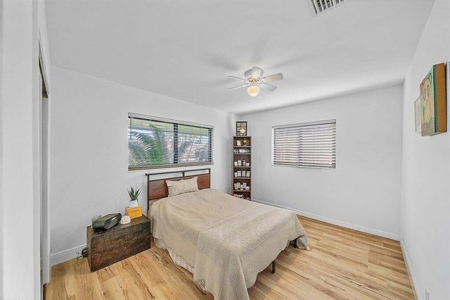 5351 NE 17th Terrace, Fort Lauderdale, FL 33334