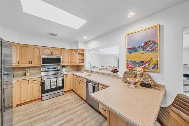 5351 NE 17th Terrace, Fort Lauderdale, FL 33334