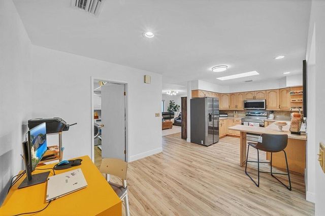 5351 NE 17th Terrace, Fort Lauderdale, FL 33334