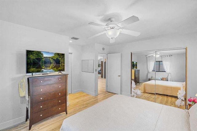 5351 NE 17th Terrace, Fort Lauderdale, FL 33334