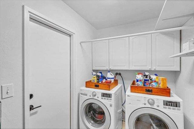 5351 NE 17th Terrace, Fort Lauderdale, FL 33334