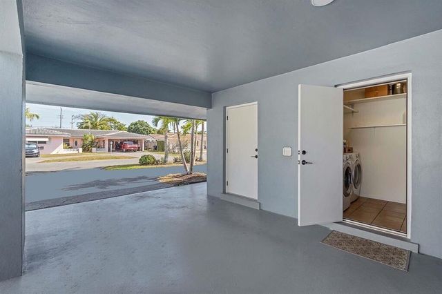 5351 NE 17th Terrace, Fort Lauderdale, FL 33334