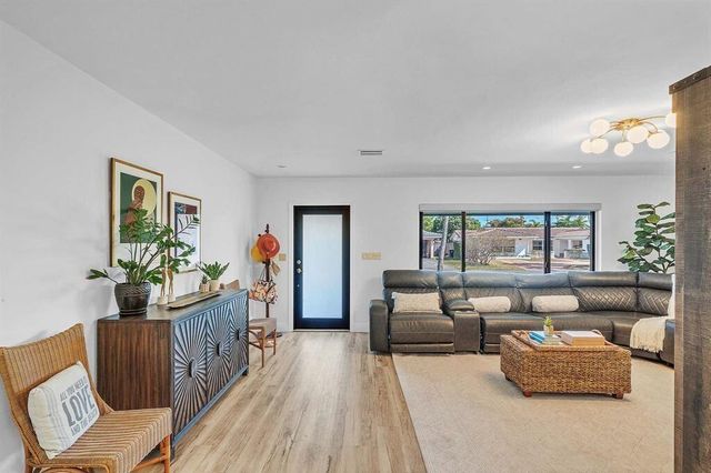 5351 NE 17th Terrace, Fort Lauderdale, FL 33334