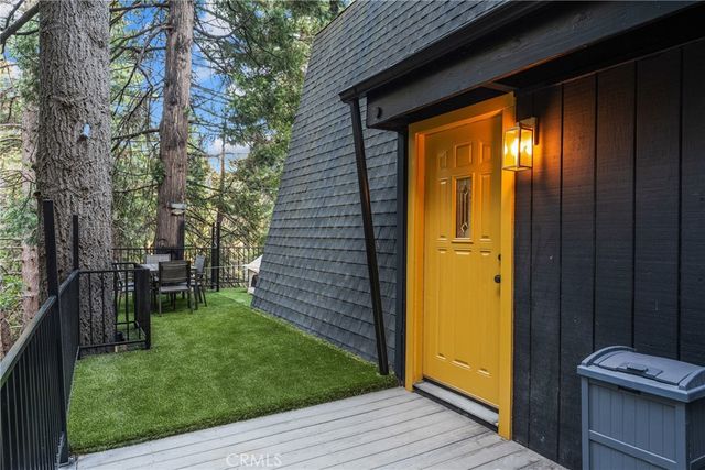 2371 Spring Oak, Running Springs, CA 92382