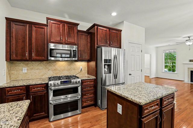 1621 Gracie Girl Way, Wake Forest, NC 27587