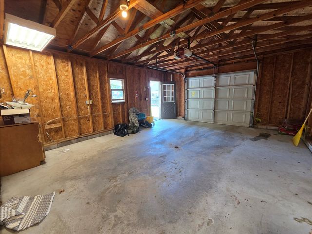 2703 EMERSON Avenue, Erie, PA 16508