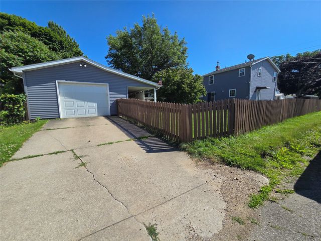 2703 EMERSON Avenue, Erie, PA 16508