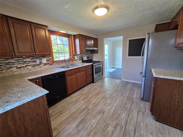 2703 EMERSON Avenue, Erie, PA 16508