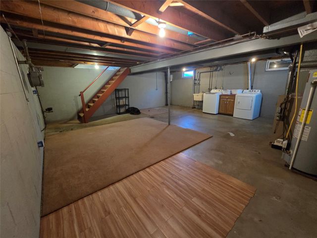 2703 EMERSON Avenue, Erie, PA 16508